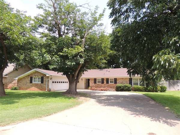 2233 Woodridge Drive, Abilene, TX 79605