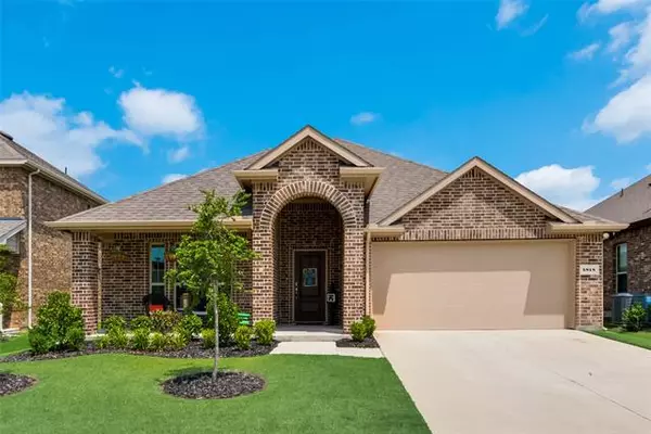 5818 Melville Lane, Forney, TX 75126