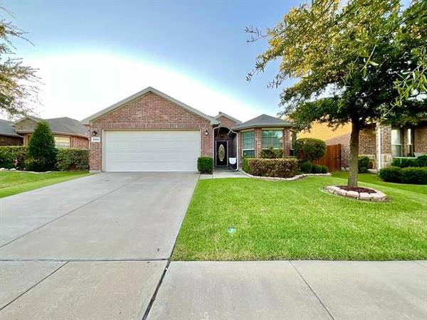 2022 Karsen Lane, Heartland, TX 75126