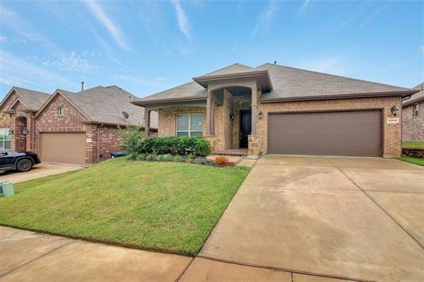 2209 Moonsail Lane, Denton, TX 76210