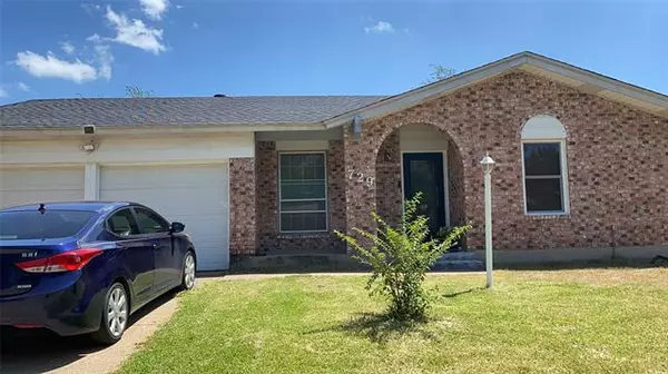 Cedar Hill, TX 75104,729 lisa Lane