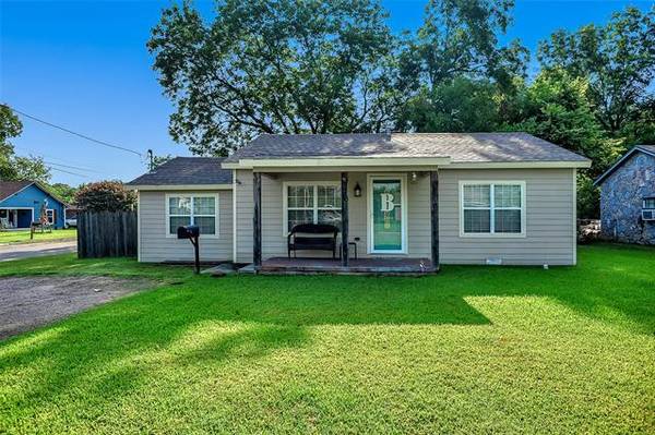 116 Pecan Street, Whitesboro, TX 76273