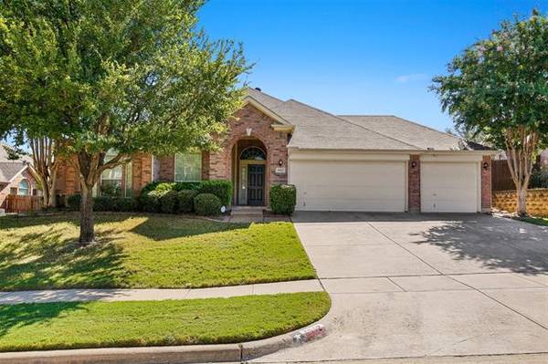 1612 Babbling Brook Drive, Grand Prairie, TX 75050