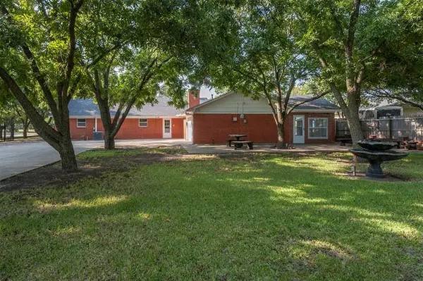 Weatherford, TX 76086,504 Mockingbird Lane