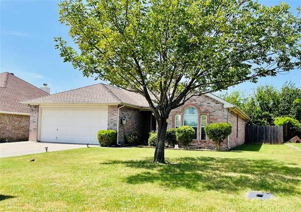 221 Rustic Grove Lane, Royse City, TX 75189