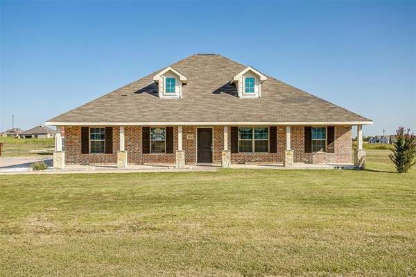 6100 Kentucky Street, Joshua, TX 76058