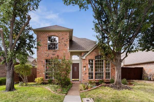 8711 Falls Road, Irving, TX 75063