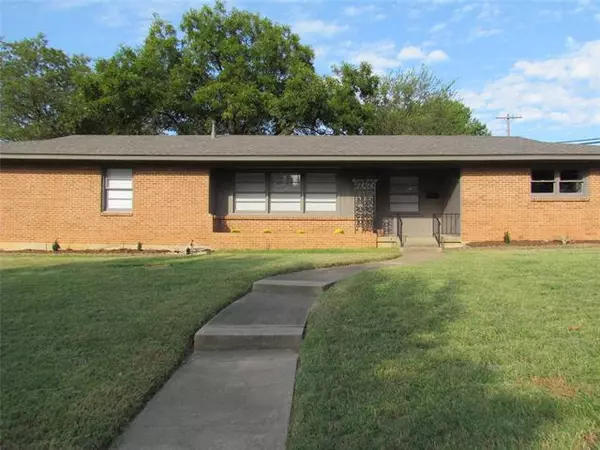 4900 Odessa Avenue, Fort Worth, TX 76133