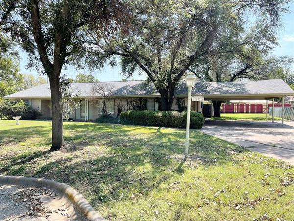 1503 Westridge Circle,  Breckenridge,  TX 76424