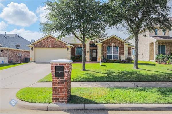 4935 Marsh Harrier Avenue, Grand Prairie, TX 75052