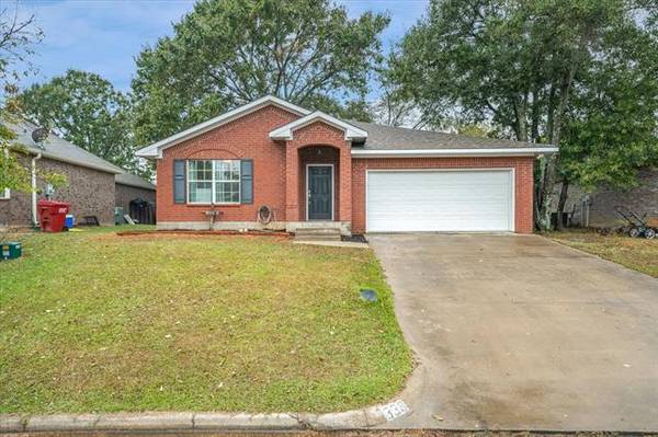 338 River Oaks Lane, Canton, TX 75103