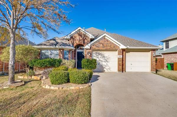 909 Lake Hollow Drive, Little Elm, TX 75068