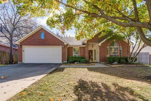 1417 Rider Circle, Grapevine, TX 76051