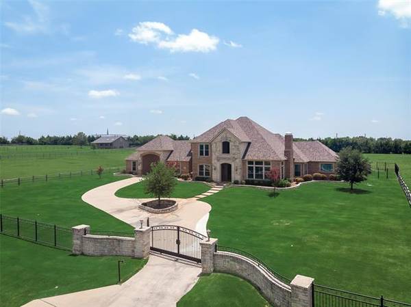 2705 Rolling Meadows Drive,  Rockwall,  TX 75087