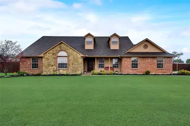 5810 Jennifer Lane, Midlothian, TX 76065