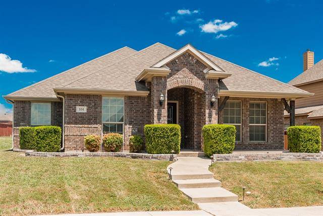 104 Lily Trail, Red Oak, TX 75154