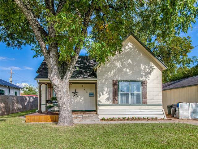 203 N Mcgraw Street, Forney, TX 75126