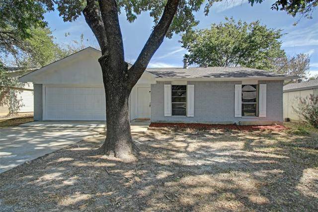 619 Mckown Drive, Mansfield, TX 76063