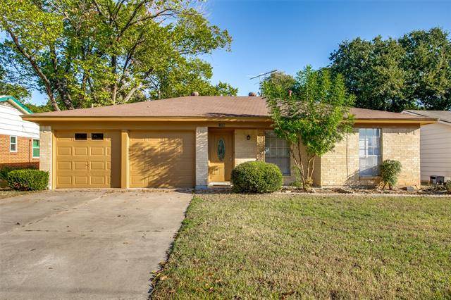 109 Lynn Drive, Hurst, TX 76053