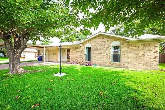 Everman, TX 76140,824 Michelle Drive