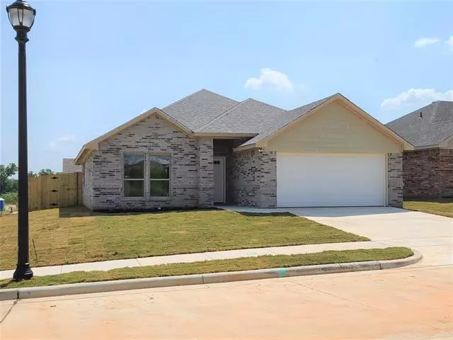 Weatherford, TX 76086,204 Clover Circle