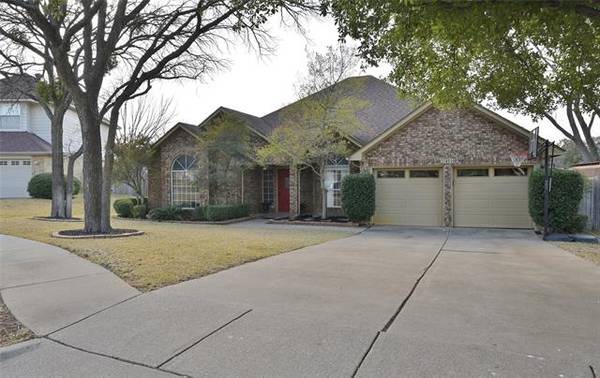 4510 Westchase Circle, Grapevine, TX 76051