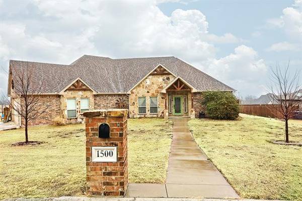 1500 Lance Street, Bowie, TX 76230