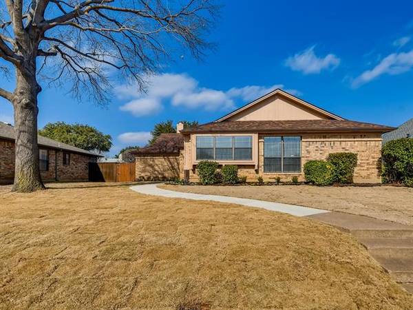 1521 N Valley Parkway, Lewisville, TX 75077