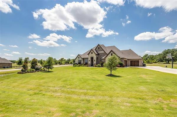 101 Parc Oaks Drive, Aledo, TX 76008