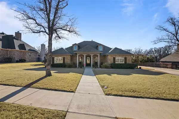 1412 Briar Crossing Drive, Decatur, TX 76234