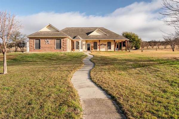 1608 Wild Horse Road, Decatur, TX 76234