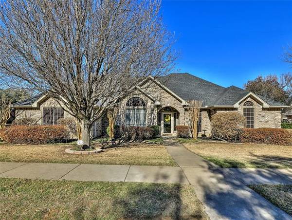 1220 Blue Gill Lane, Crowley, TX 76036