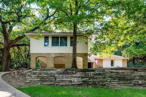 902 Sleepy Hollow Drive, Cedar Hill, TX 75104