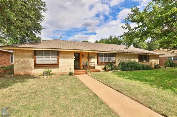 865 Green Valley Drive, Abilene, TX 79601