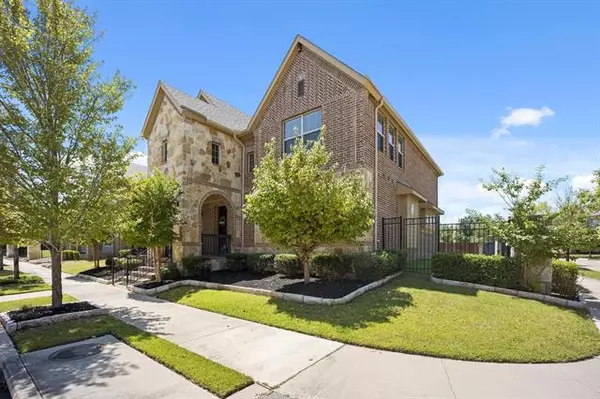 Arlington, TX 76005,1120 Autumn Mist Way