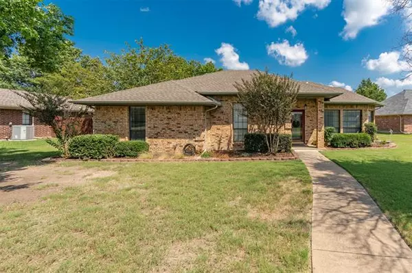 10403 Rosewood Drive, Greenville, TX 75402