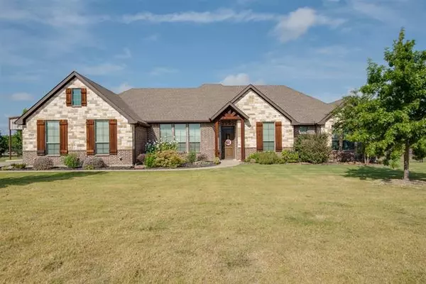 421 Walker Court S,  Waxahachie,  TX 75167