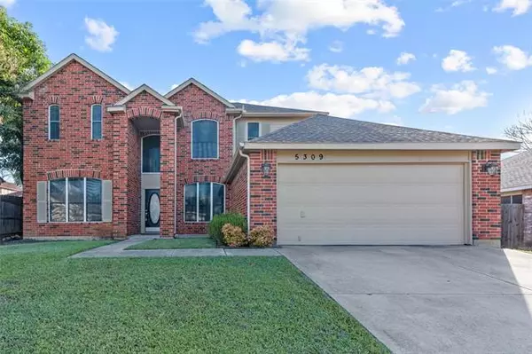 5309 La Viva Lane, Arlington, TX 76017