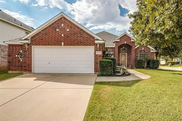 4449 Double Oak Lane, Fort Worth, TX 76123