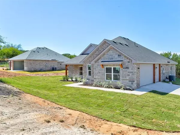 Granbury, TX 76048,2220 Lakewood Trail