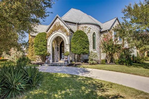 5613 Versailles Court, Colleyville, TX 76034