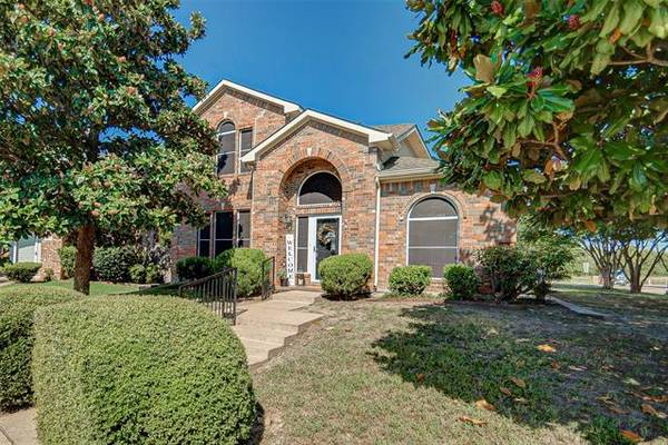 815 Orian Drive, Mesquite, TX 75181