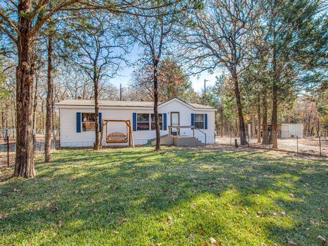 1395 Blackjack Road, Valley View, TX 76272