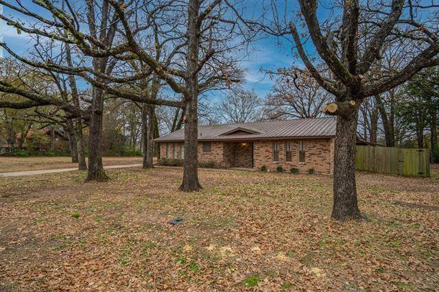 703 Bowie Street, Edgewood, TX 75117