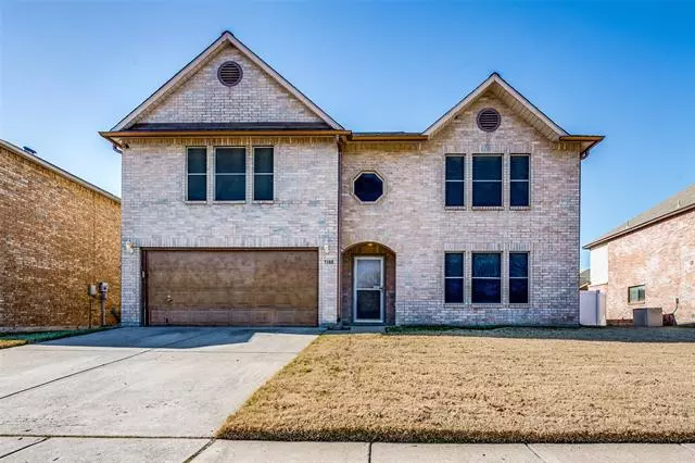 7108 Port Phillip Drive, Arlington, TX 76002