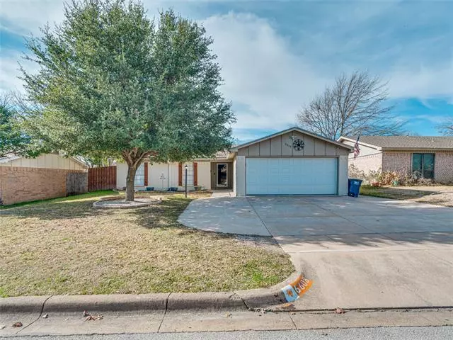 6608 Andora Avenue, Fort Worth, TX 76133