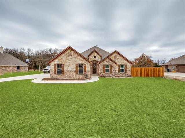 112 Chloe Court, Boyd, TX 76023