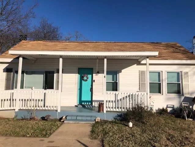 408 N Mill Street, Weatherford, TX 76086