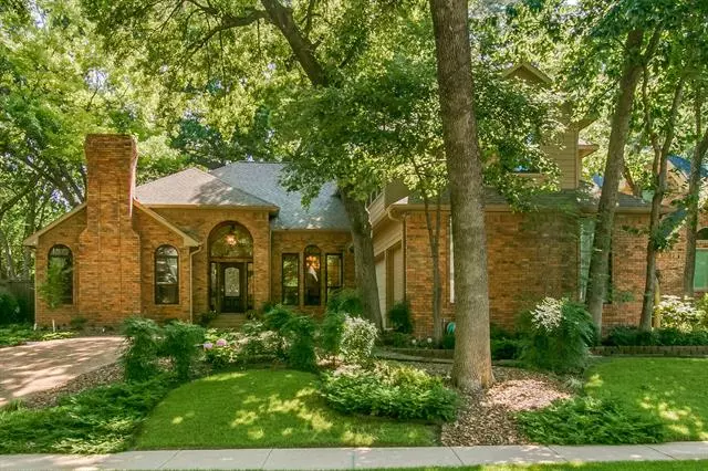 2733 Woods Lane, Garland, TX 75044