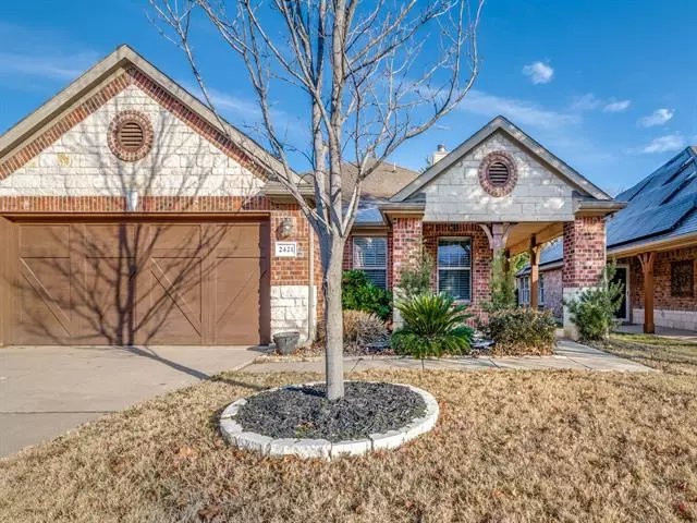 Bedford, TX 76022,2421 Creek Villas Drive